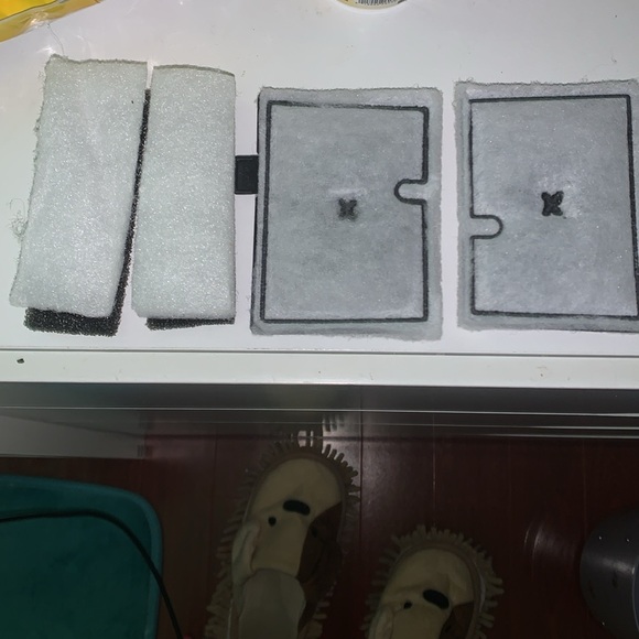 Beta fish Mini tank bundle, filters, food, decorations, mini tank - Picture 12 of 13